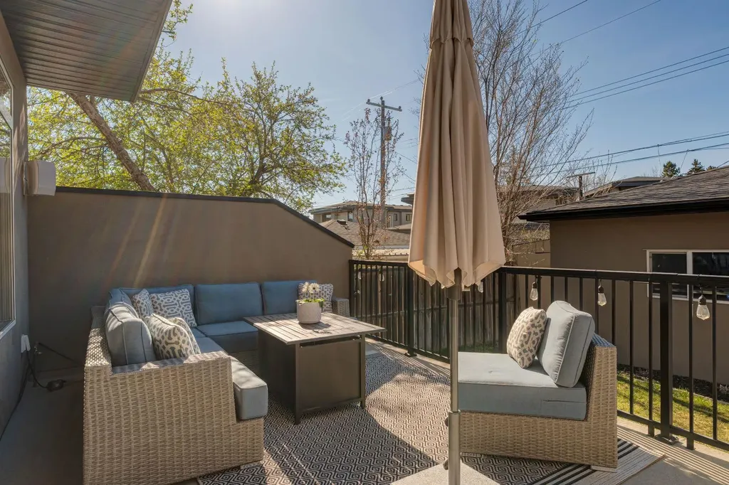 3529 3 Avenue SW Calgary AB T3C 0A7