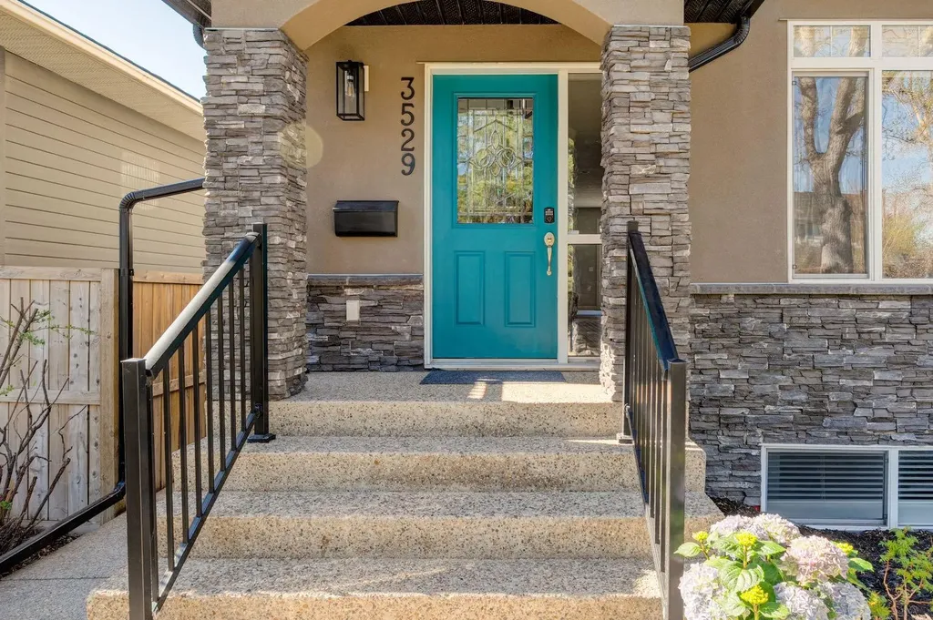 3529 3 Avenue SW Calgary AB T3C 0A7