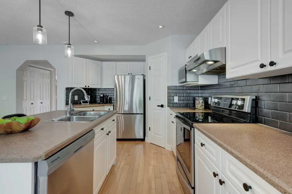 74 Douglasview Circle SE Calgary AB T2Z2P4