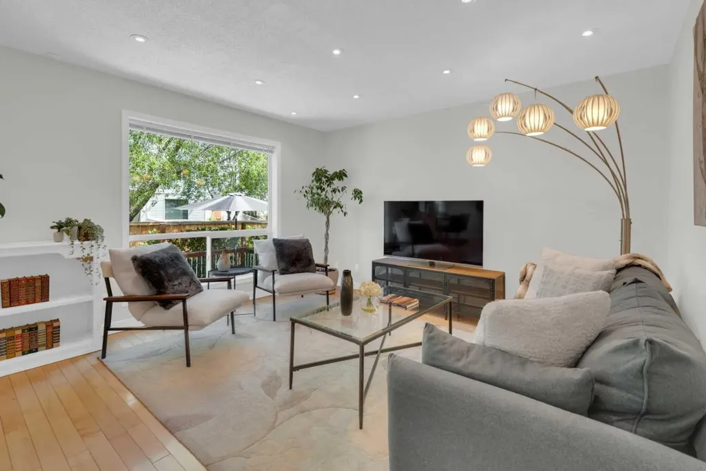 74 Douglasview Circle SE Calgary AB T2Z2P4