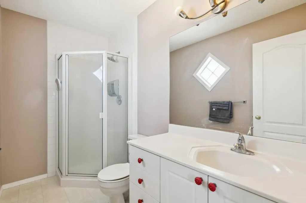 18 Bridlewood Way SW Calgary AB T2Y 3R5