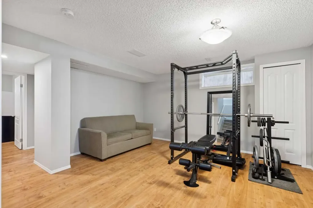 18 Bridlewood Way SW Calgary AB T2Y 3R5