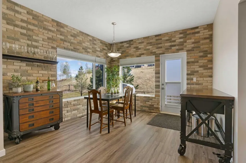 501 River Heights Drive Cochrane AB T4C 2L3
