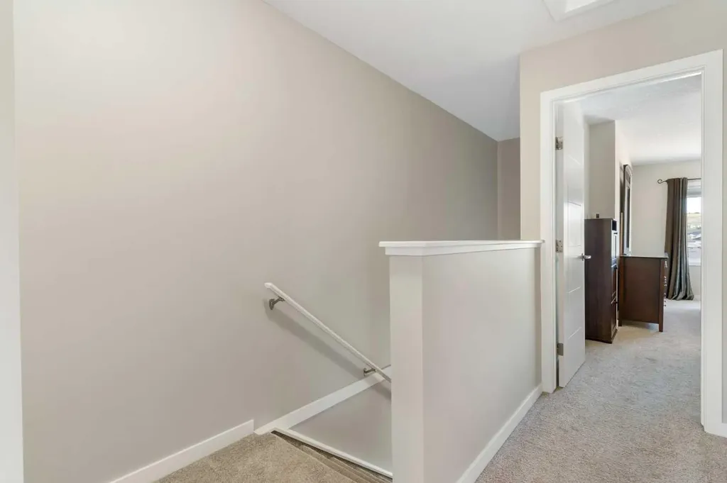 501 River Heights Drive Cochrane AB T4C 2L3