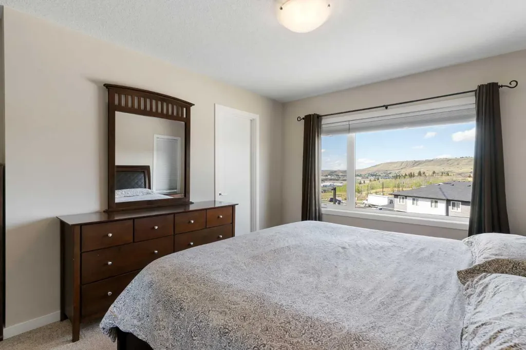 501 River Heights Drive Cochrane AB T4C 2L3