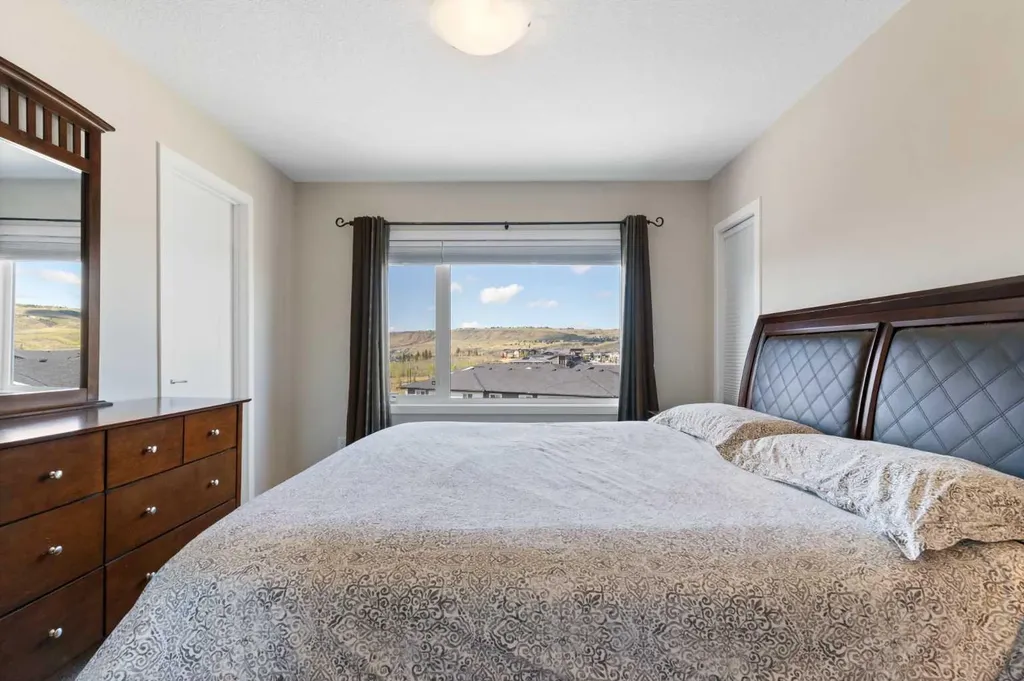 501 River Heights Drive Cochrane AB T4C 2L3