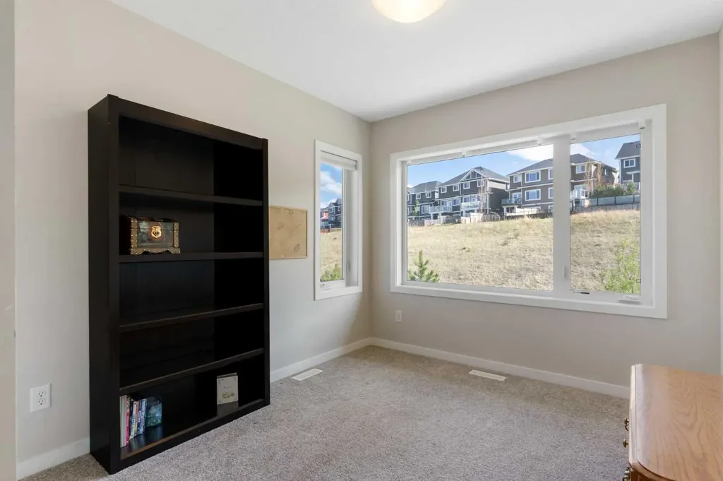 501 River Heights Drive Cochrane AB T4C 2L3