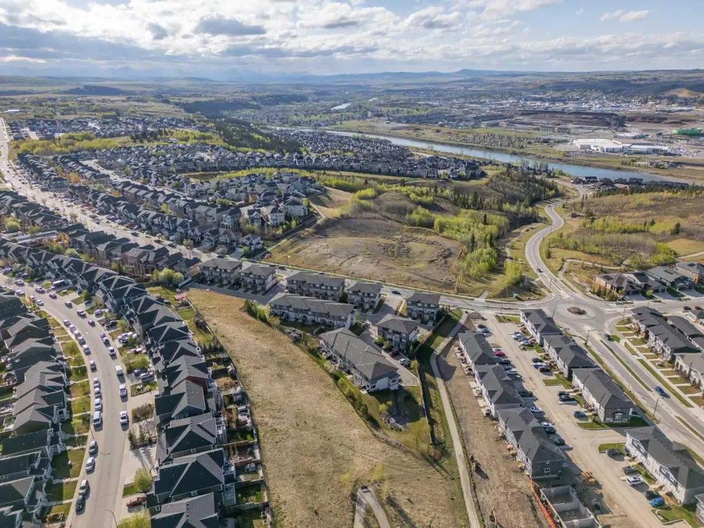 501 River Heights Drive Cochrane AB T4C 2L3