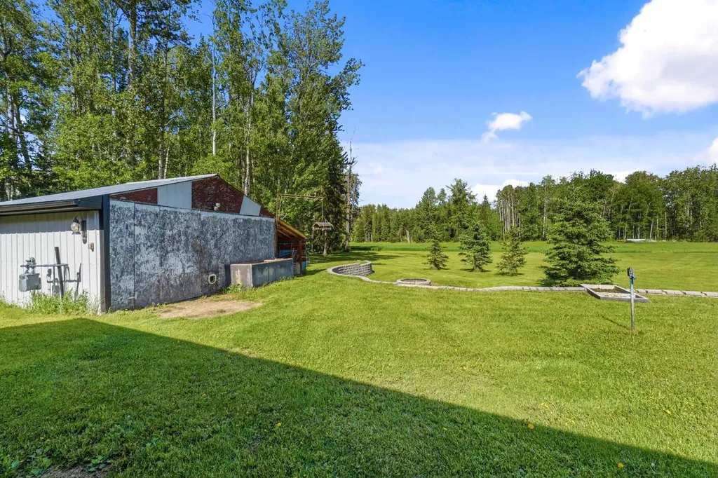 593069 Range Road 123b Whitecourt AB T7S 1P4