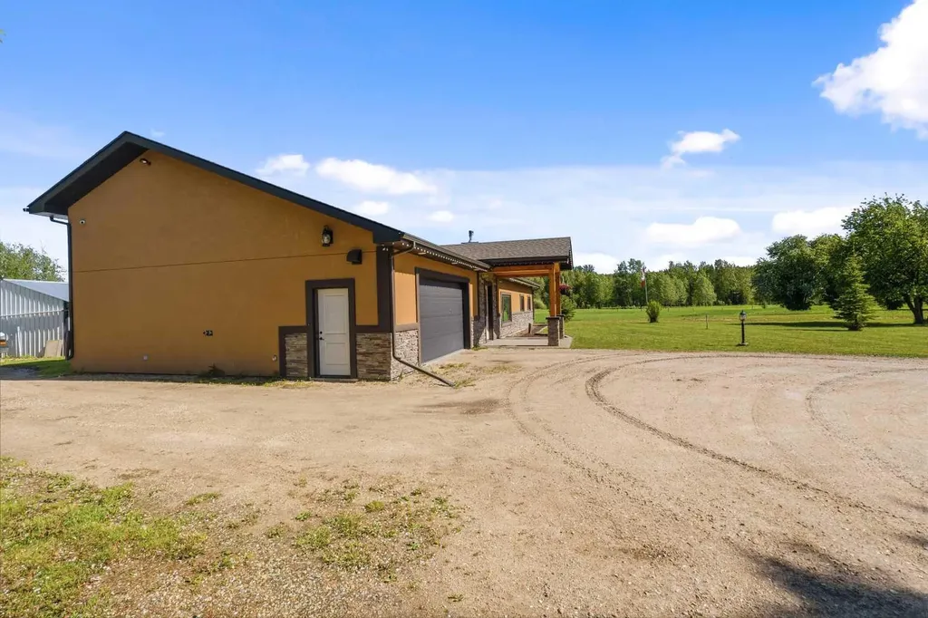 593069 Range Road 123b Whitecourt AB T7S 1P4