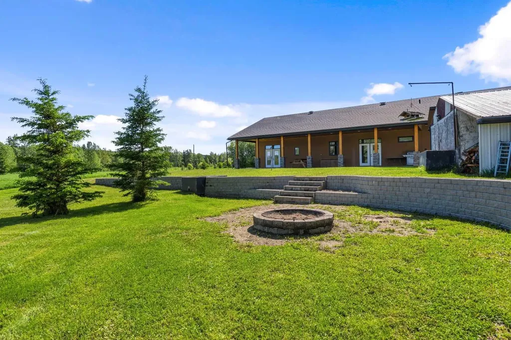 593069 Range Road 123b Whitecourt AB T7S 1P4