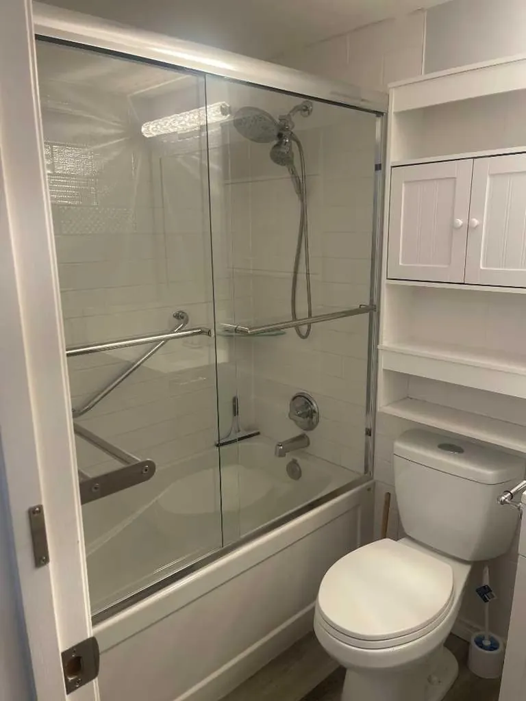 21 Dover Point SE Calgary AB T2B3K4