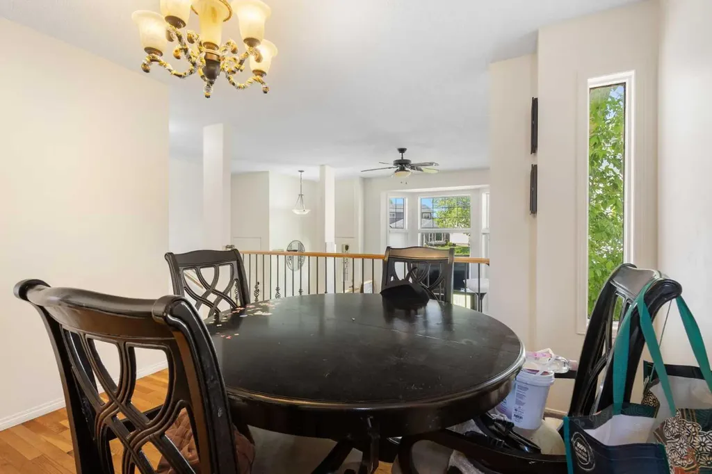 27 Erin Green Place SE Calgary AB T2B 3C2