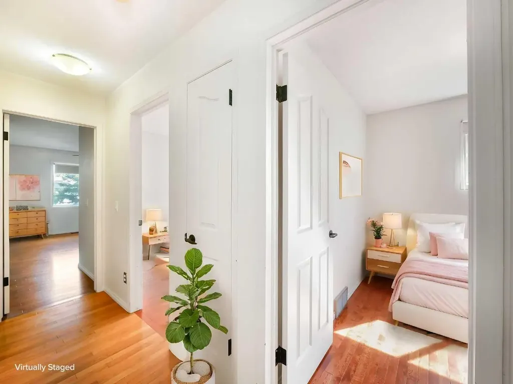 27 Erin Green Place SE Calgary AB T2B 3C2