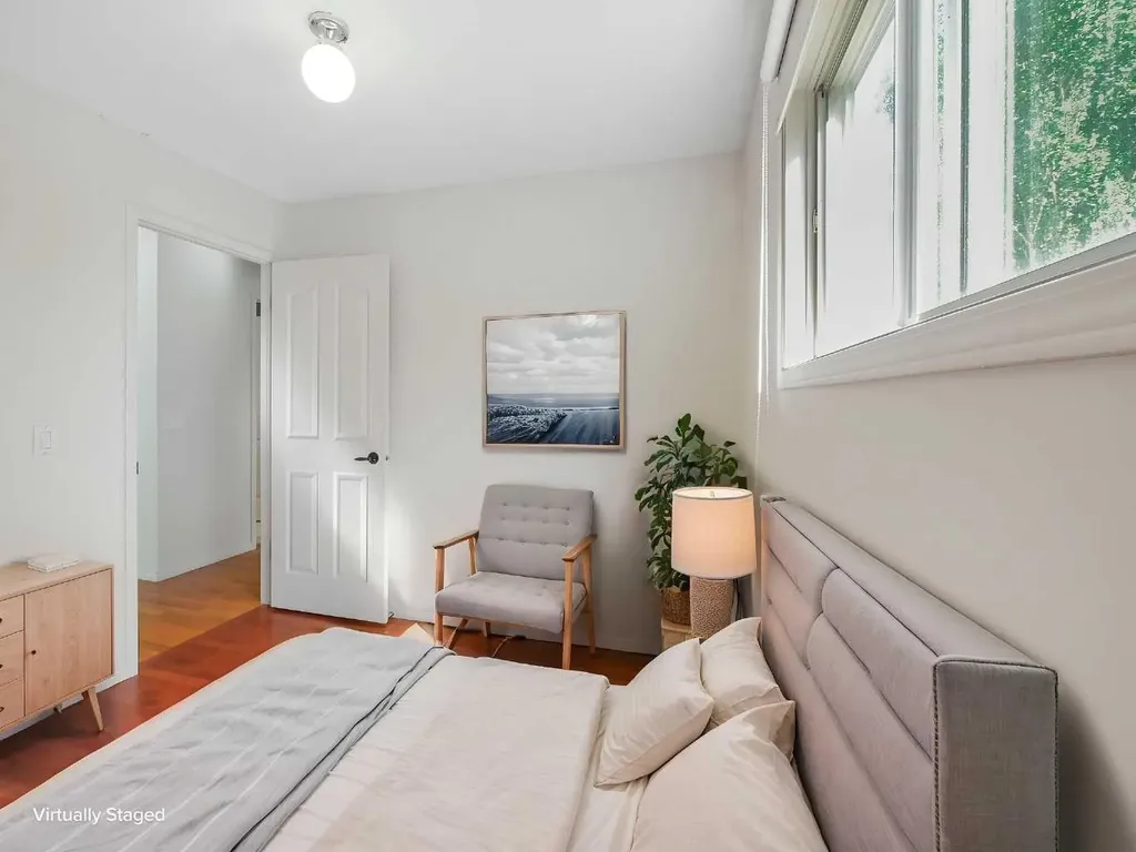 27 Erin Green Place SE Calgary AB T2B 3C2
