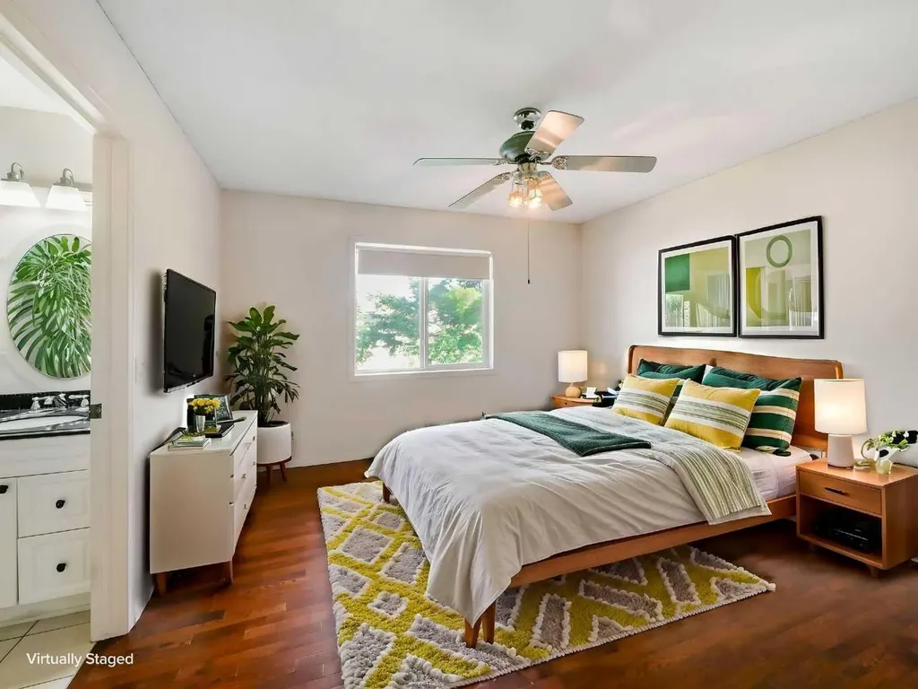 27 Erin Green Place SE Calgary AB T2B 3C2