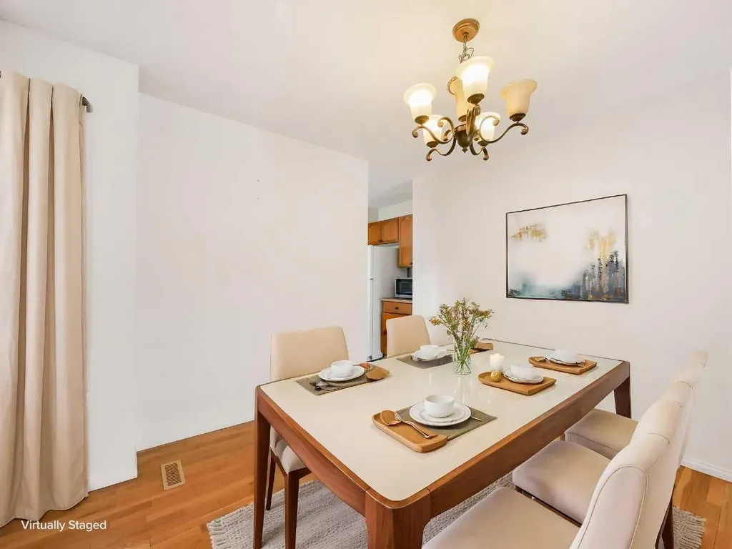 27 Erin Green Place SE Calgary AB T2B 3C2