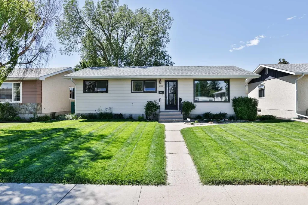 2700 12 Avenue N Lethbridge AB T1H 4A9