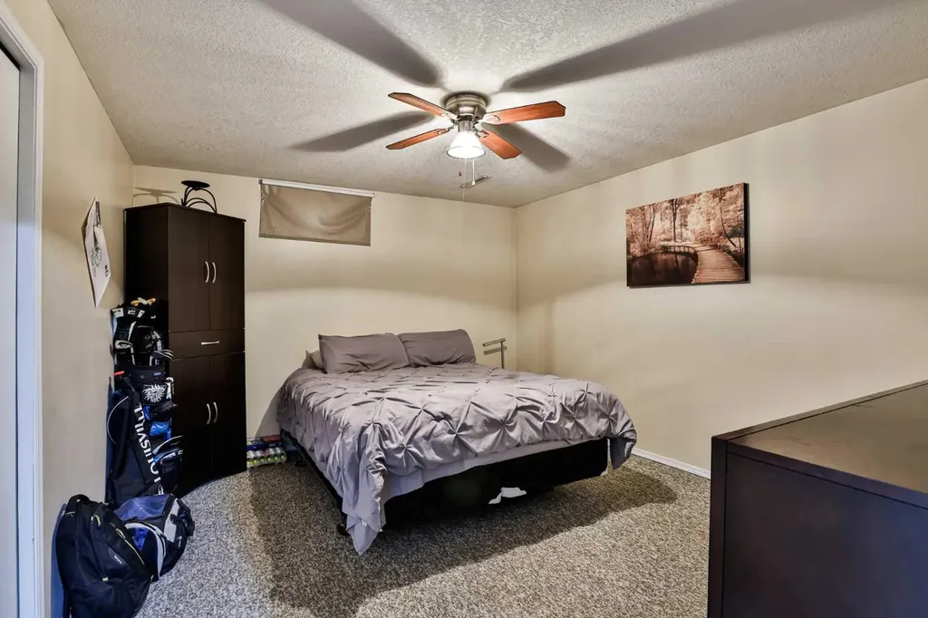 2700 12 Avenue N Lethbridge AB T1H 4A9