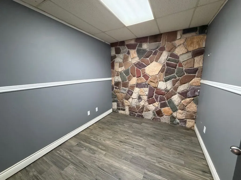 5019 50 Street Lloydminster AB T9V0L9