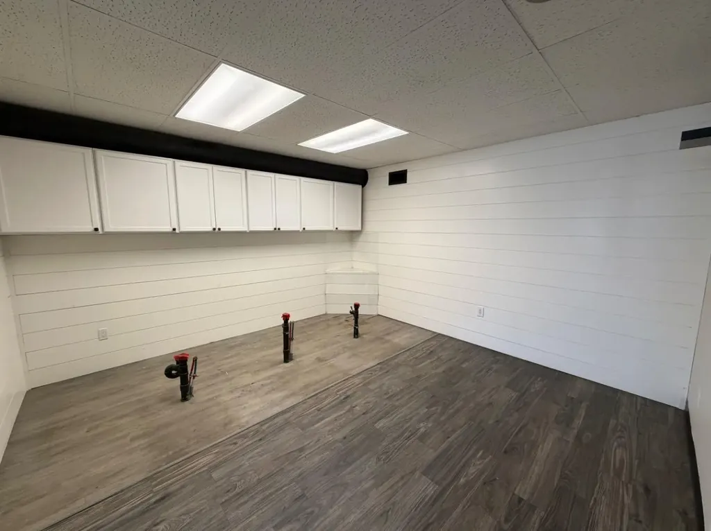 5019 50 Street Lloydminster AB T9V0L9
