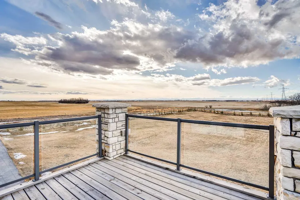 232138 Range Road 282 Rural Rocky View County AB T1X 1X4