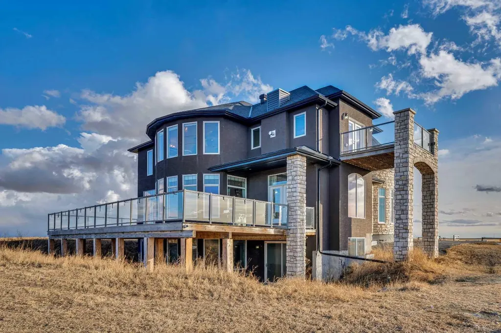 232138 Range Road 282 Rural Rocky View County AB T1X 1X4