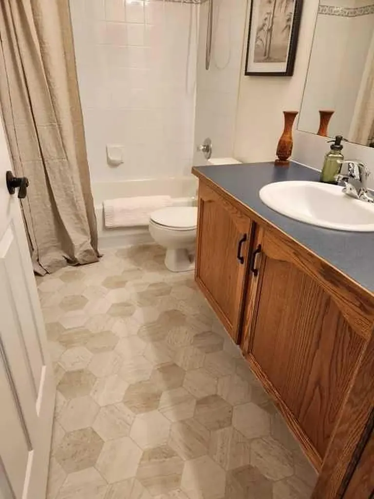 194 Arbour Stone Rise NW Calgary AB T3G 4N4