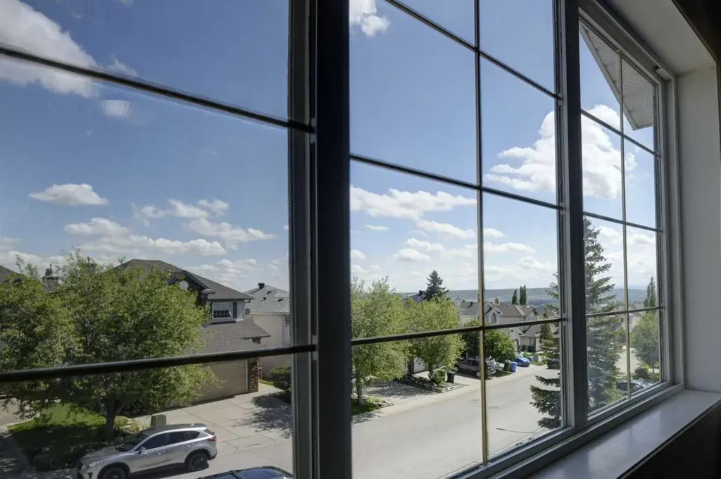 194 Arbour Stone Rise NW Calgary AB T3G 4N4