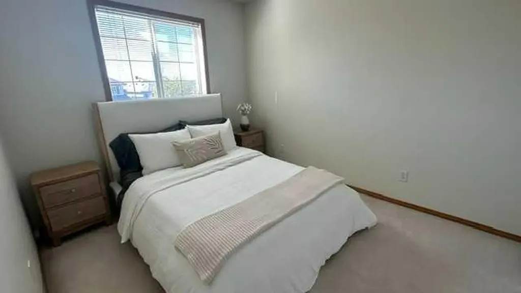 194 Arbour Stone Rise NW Calgary AB T3G 4N4