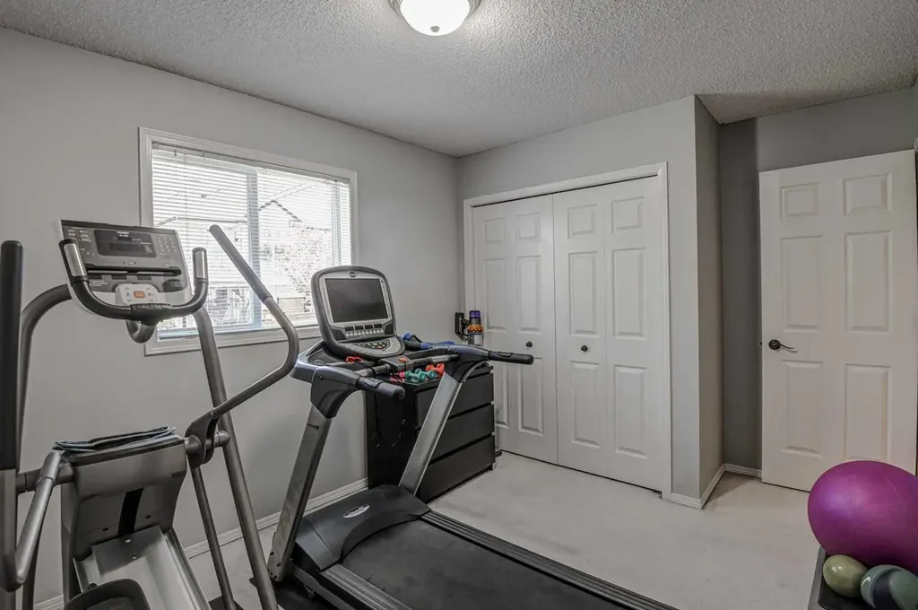 194 Arbour Stone Rise NW Calgary AB T3G 4N4