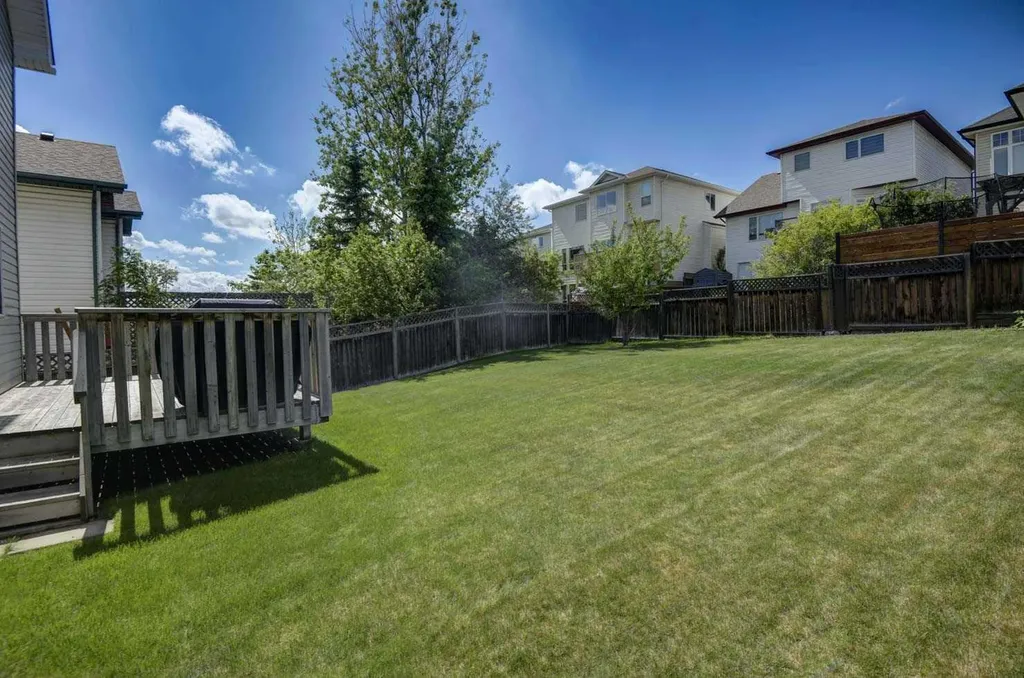 194 Arbour Stone Rise NW Calgary AB T3G 4N4