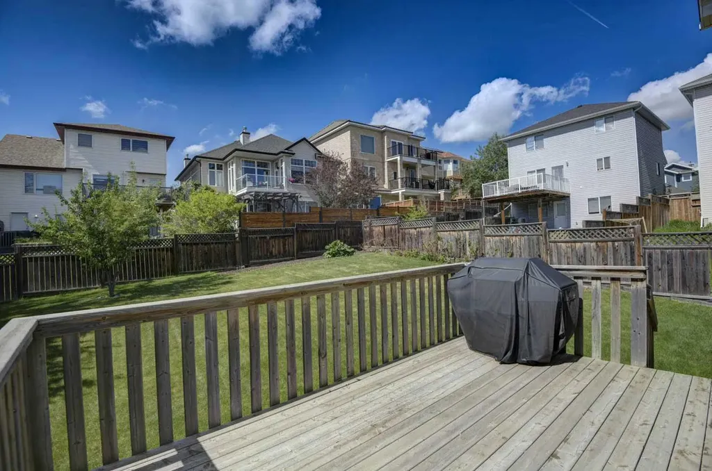 194 Arbour Stone Rise NW Calgary AB T3G 4N4
