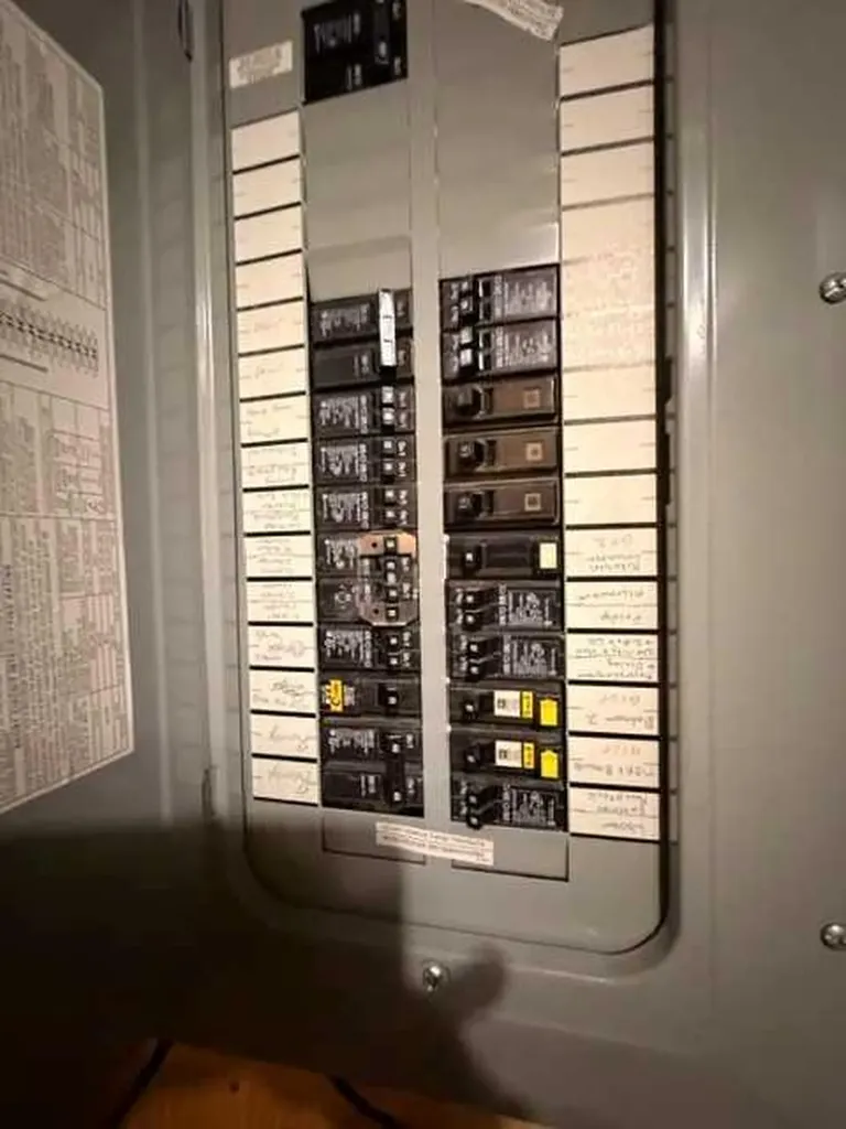 5019 49 Street Hardisty AB T0B 1V0