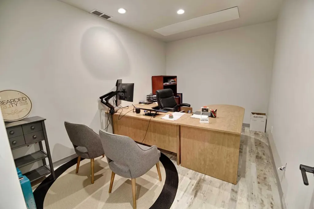 5219 49 Avenue Taber AB T1G 1T7