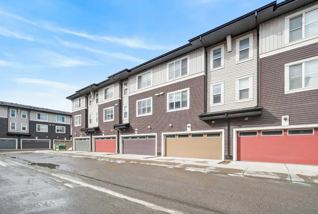 30 Cornerstone Manor NE Calgary AB T3N1E6