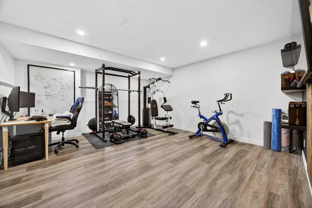 1601 Chinook Gate Drive SW Airdrie AB T4B 5J4