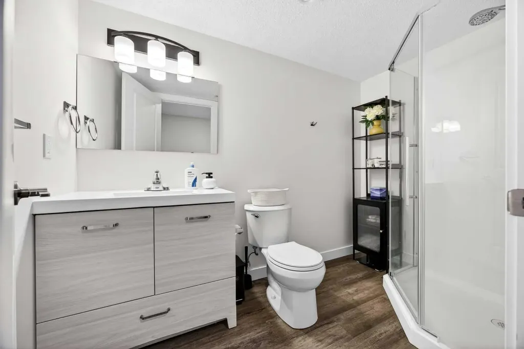 1601 Chinook Gate Drive SW Airdrie AB T4B 5J4