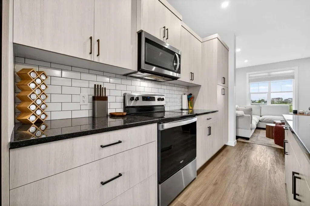 1601 Chinook Gate Drive SW Airdrie AB T4B 5J4