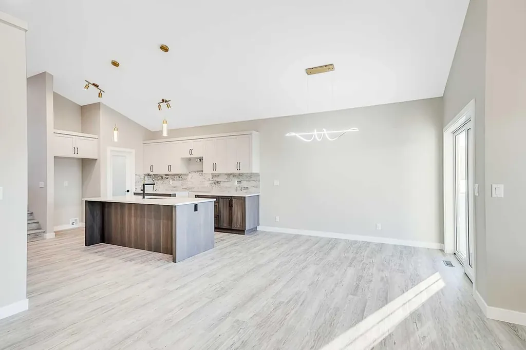 18 Aztec Street Blackfalds AB T4M 0M7