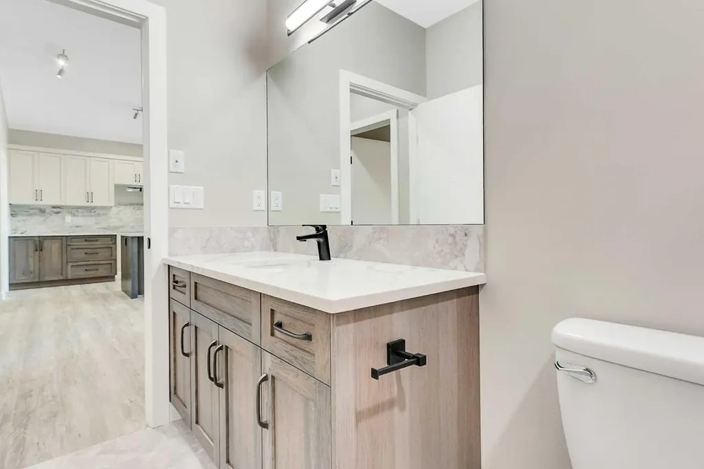 18 Aztec Street Blackfalds AB T4M 0M7