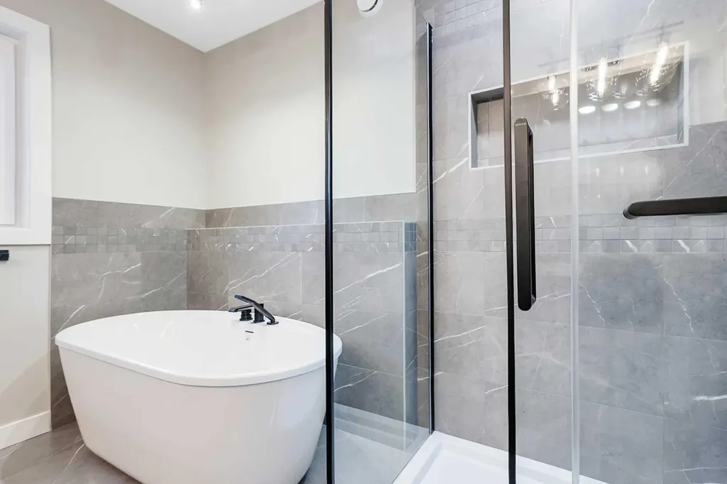 18 Aztec Street Blackfalds AB T4M 0M7
