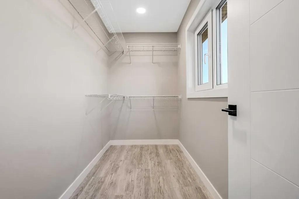 18 Aztec Street Blackfalds AB T4M 0M7