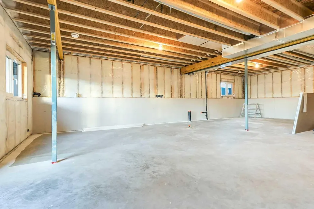 18 Aztec Street Blackfalds AB T4M 0M7
