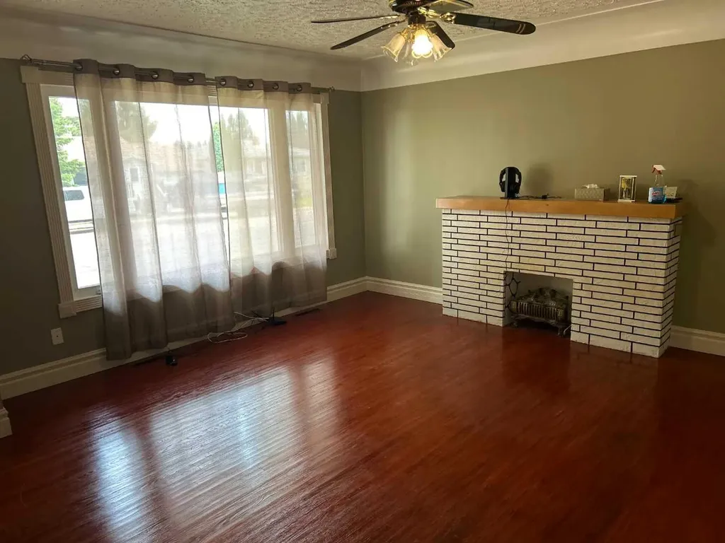 4708 49 Street Myrnam AB T0B 3K0