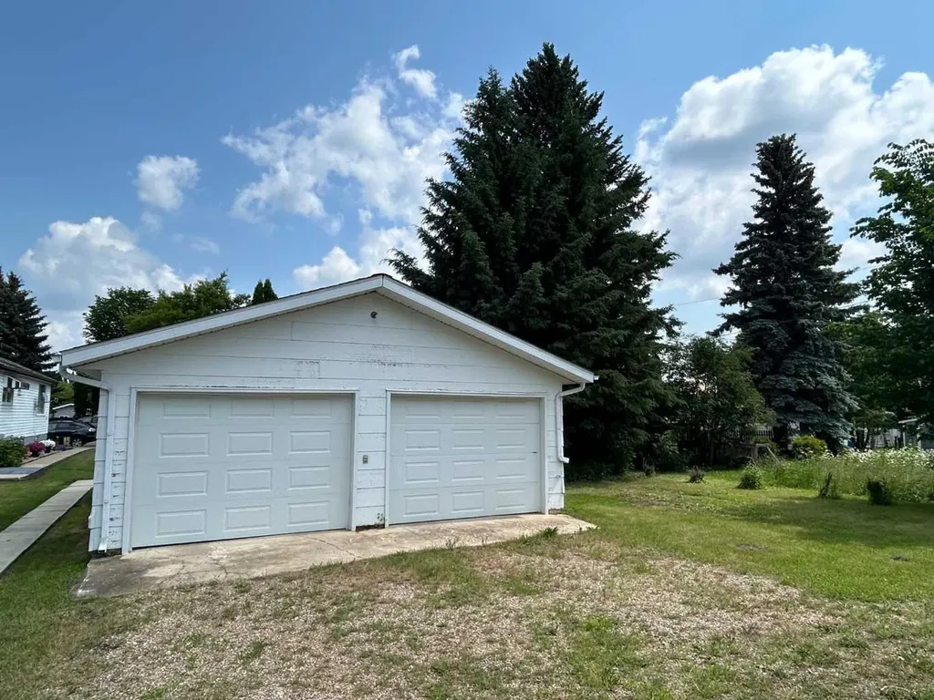 4708 49 Street Myrnam AB T0B 3K0