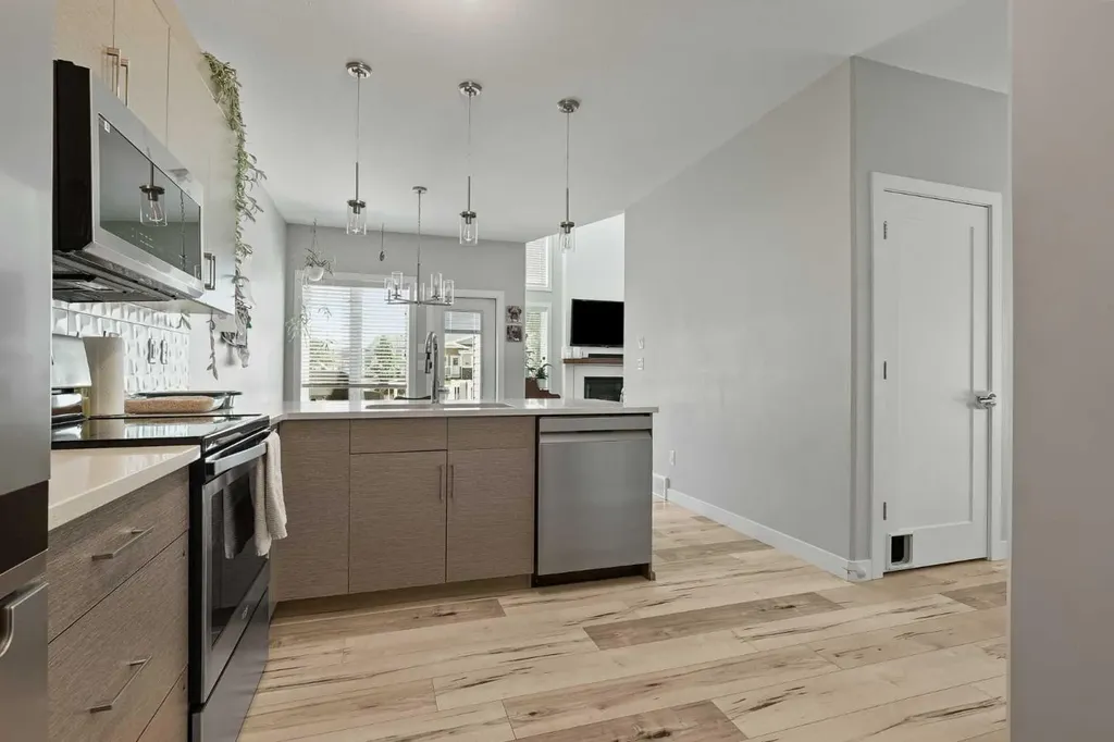 244 Northlander Bend W Lethbridge AB T1J 4S7