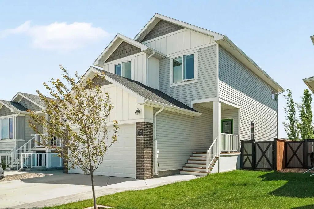 244 Northlander Bend W Lethbridge AB T1J 4S7