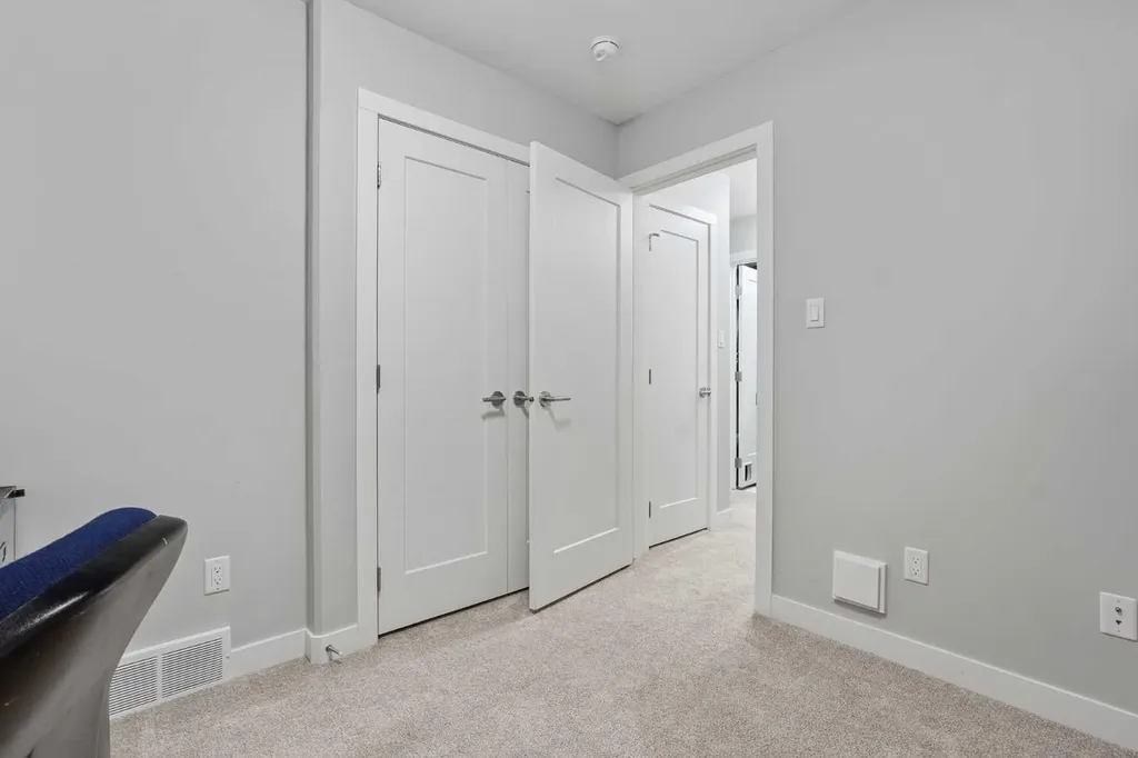 244 Northlander Bend W Lethbridge AB T1J 4S7