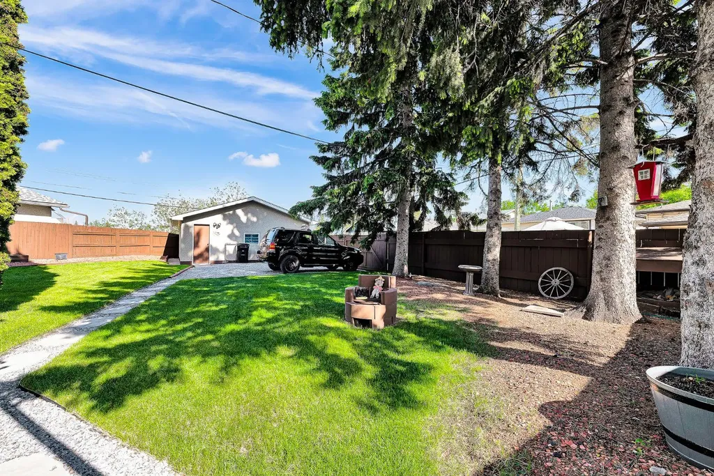 173 Margate Close NE Calgary AB T2A 3E5
